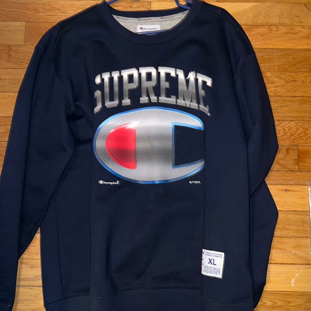 Supreme Sweater